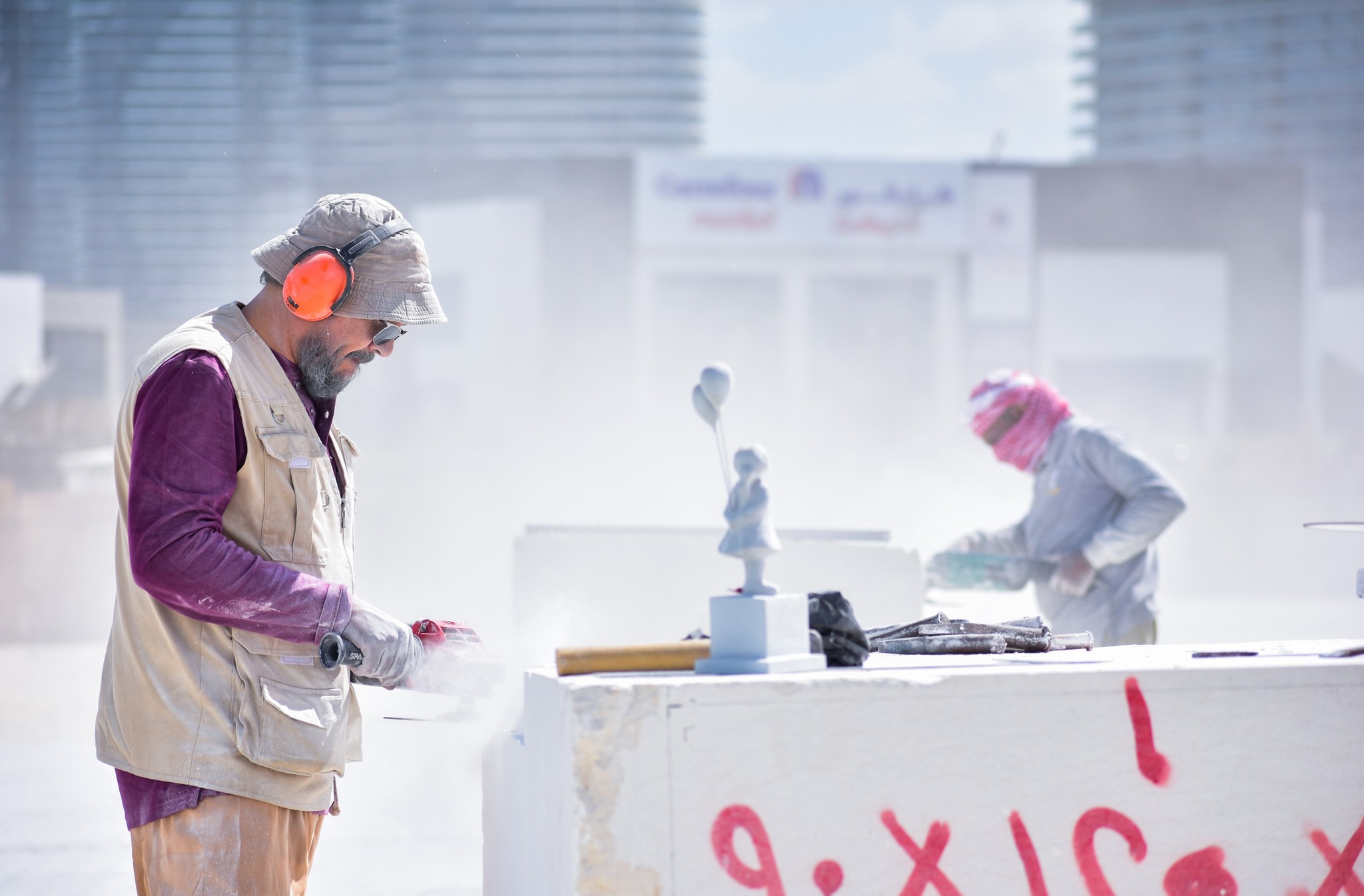 Uczestnicy sympozjonu w Nowym Alamein